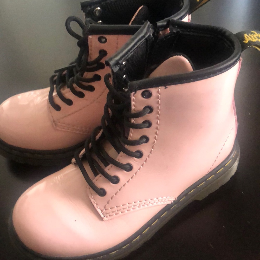 Doc Martin  worm twice super cute